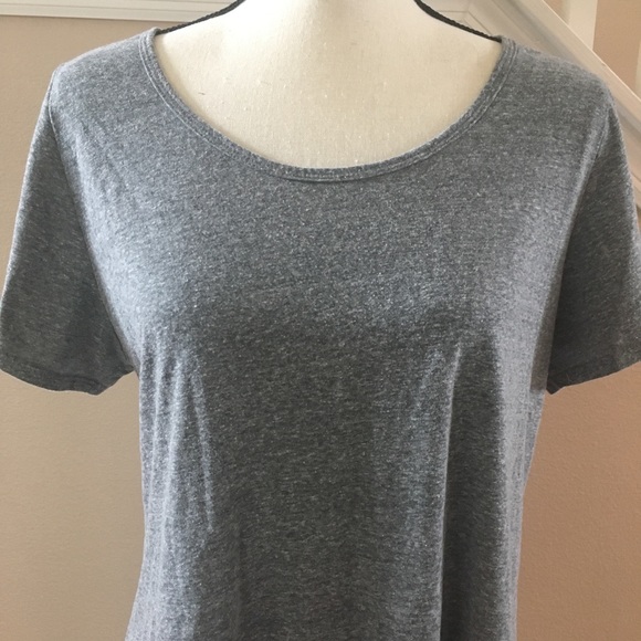 Lularoe | Classic Solid Grey Large Tee t-shirt L - Picture 3 of 5